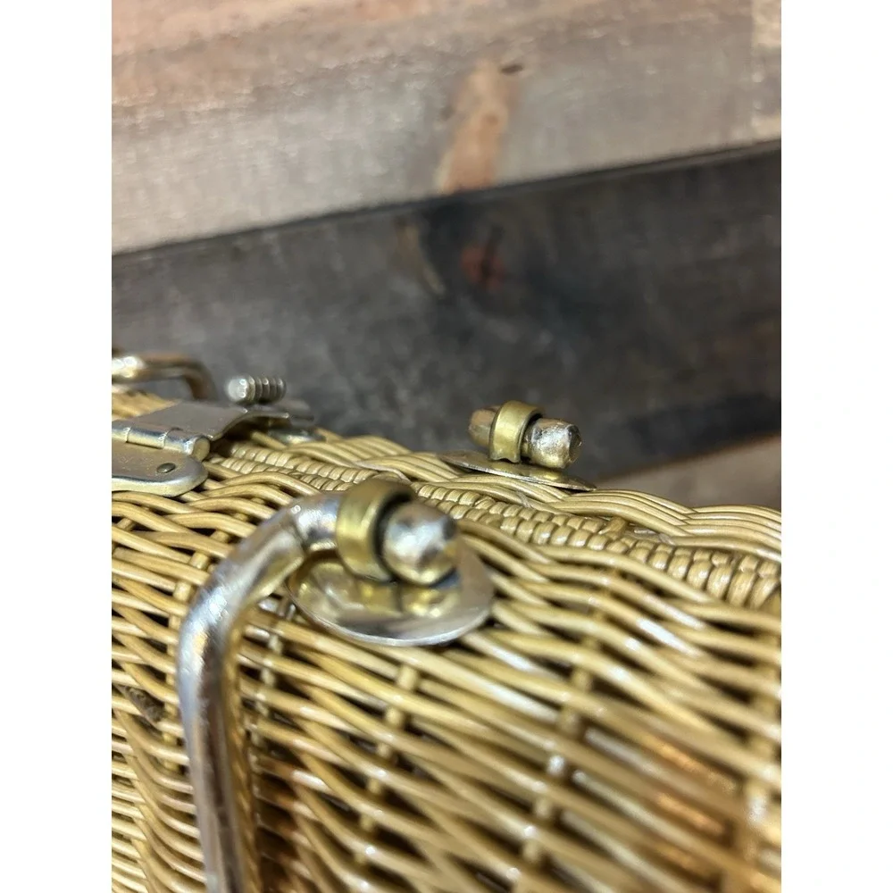 Vintage 50s 60s Coated Wicker Handbag purse Gold‎ Handles